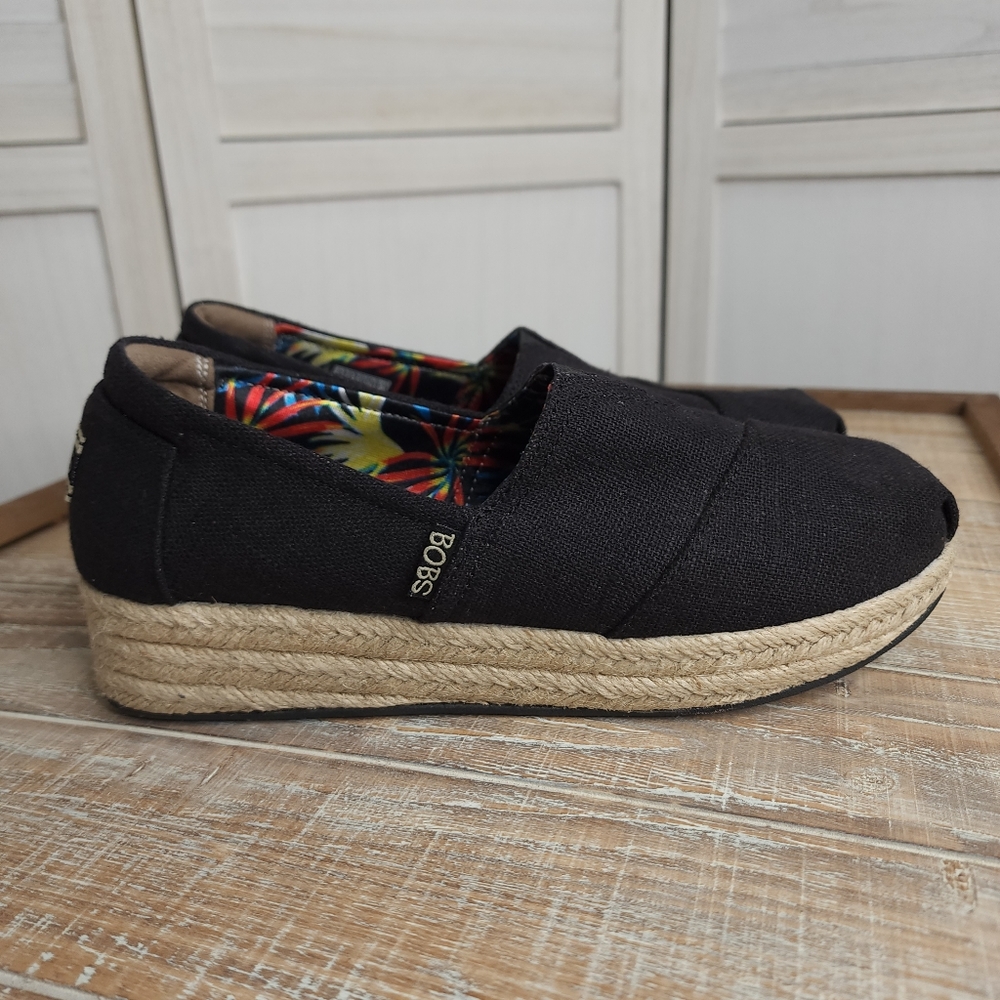 Bobs From Skechers Woman’s Black Espadrille. Size 8 1/2 - Picture 6 of 13